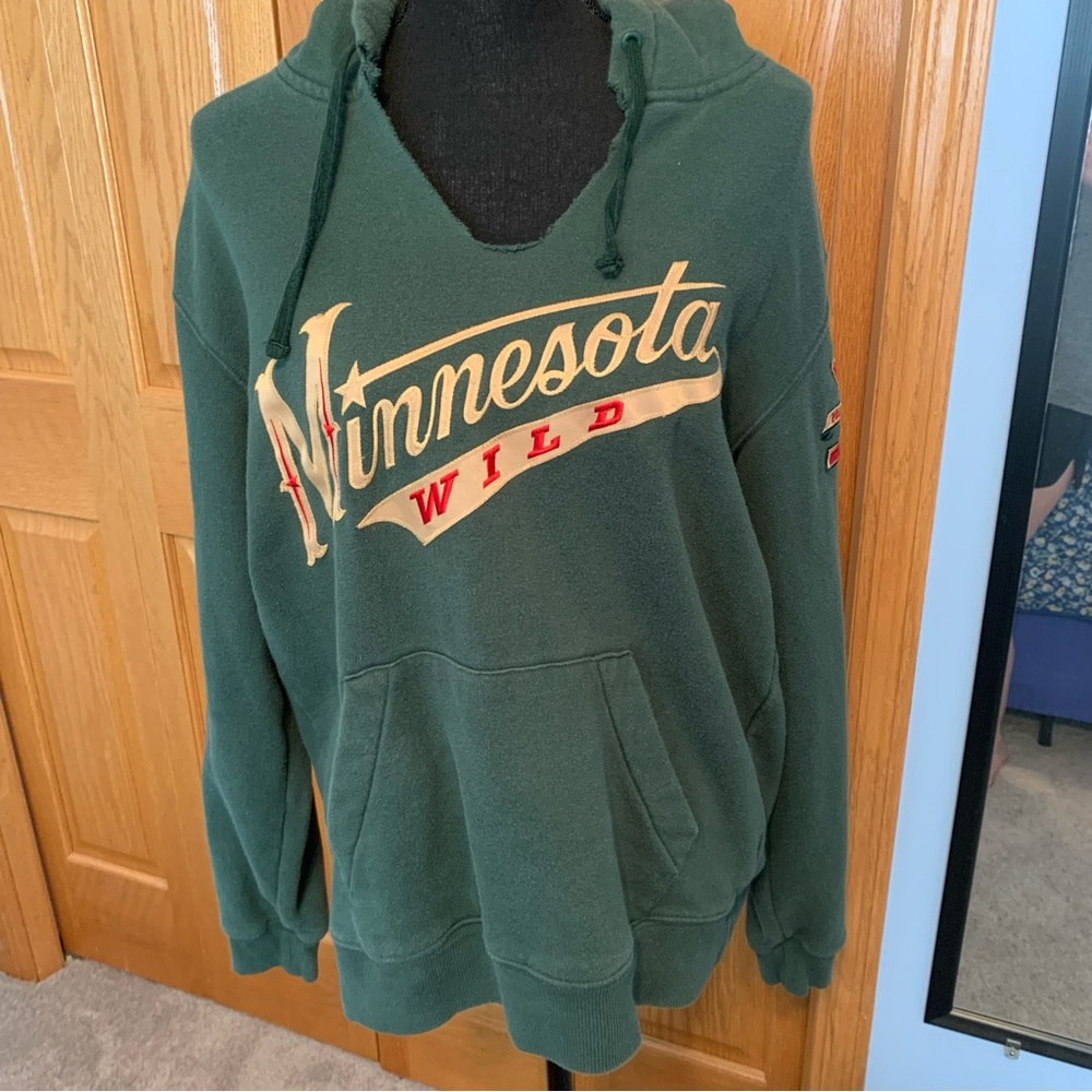 Minnesota Wild Hooded Sweatshirt Size Medium